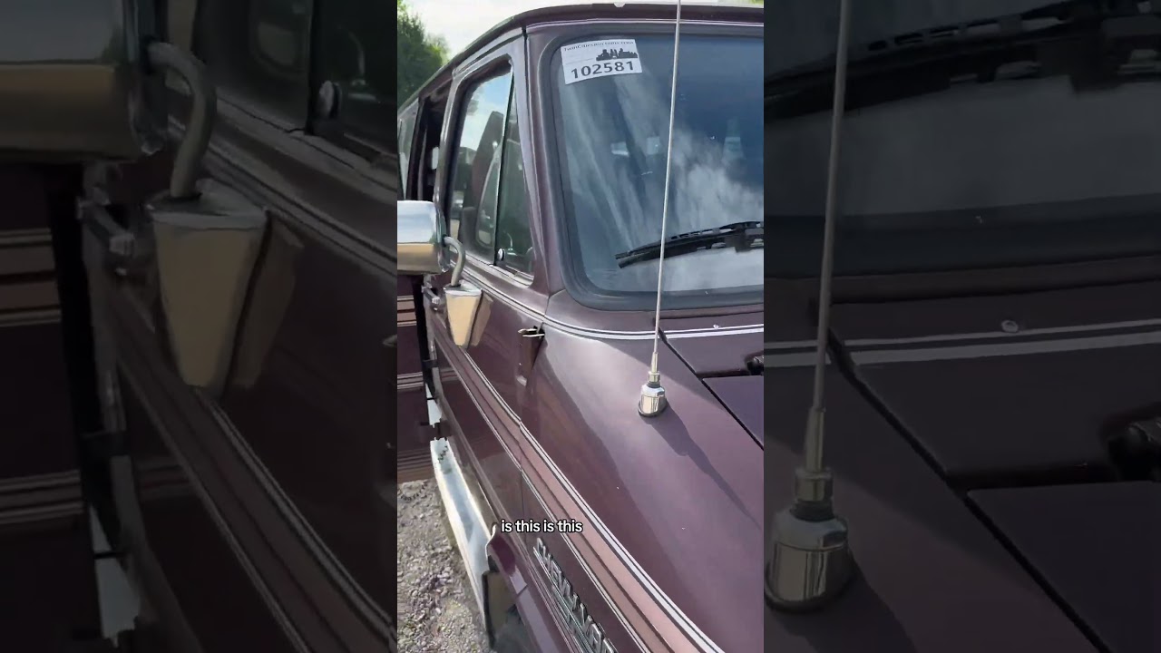 Is this normal? #cars #auction #vans