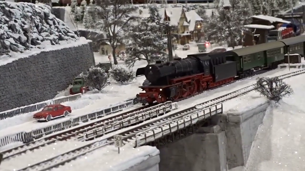 Een prachtige winterse Duitse modelspoorbaan | Beautiful German winter layout