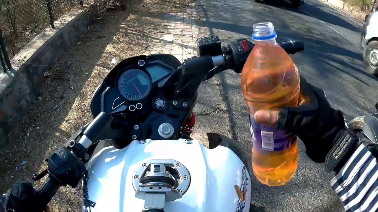Pulsar 200 ns bs4 1 litre petrol mileage test (2018)