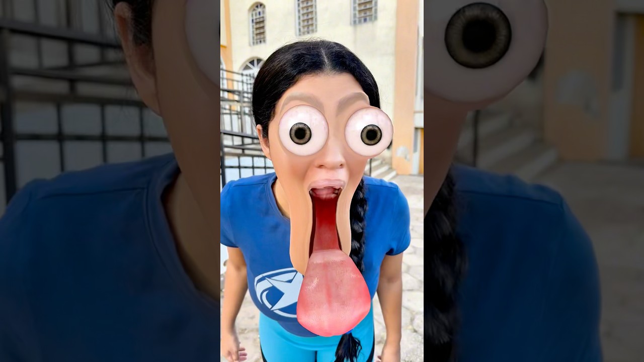 Ela saiu de carro de novo 🤣🤣🤣 #funny #shorts