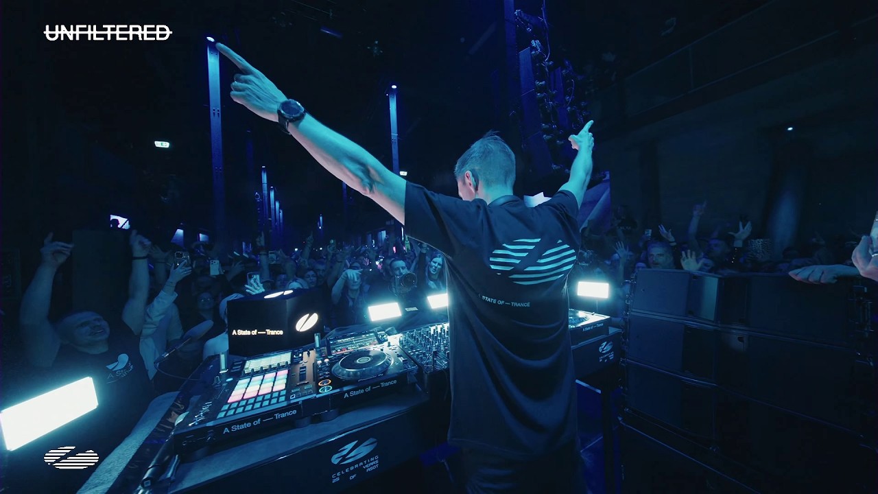 Plastic Boy - Silver Bath | As Played on A State of Trance Episode 1266 UNFILTERED