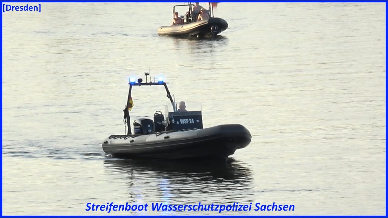 [Dresden] Streifenboot der Wasserschutzpolizei Sachsen