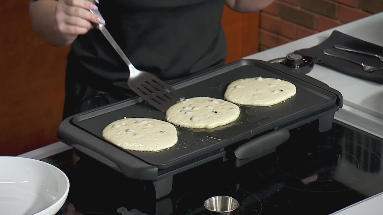 Sunday Brunch: Lemon blueberry pancakes