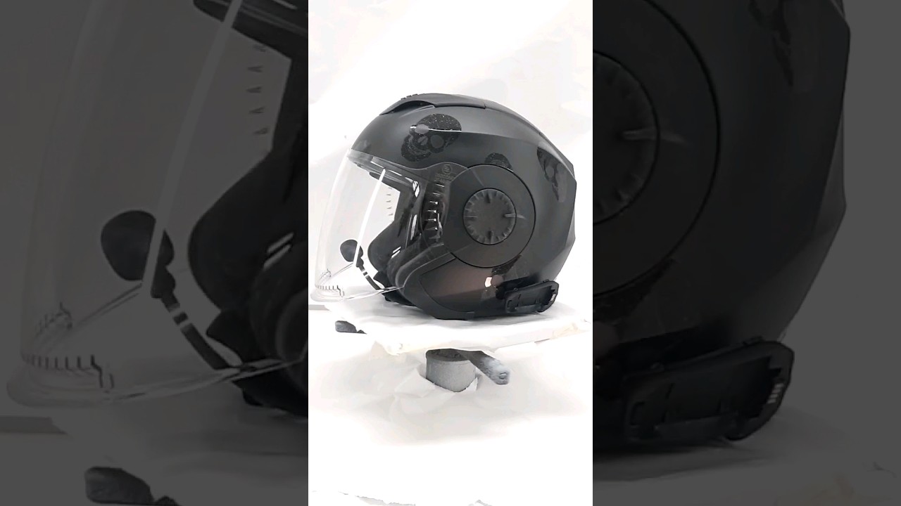 SHINY SKULL'S HELMET DESIGN #custompaint #helmetdesign #helmet #paint #skulls