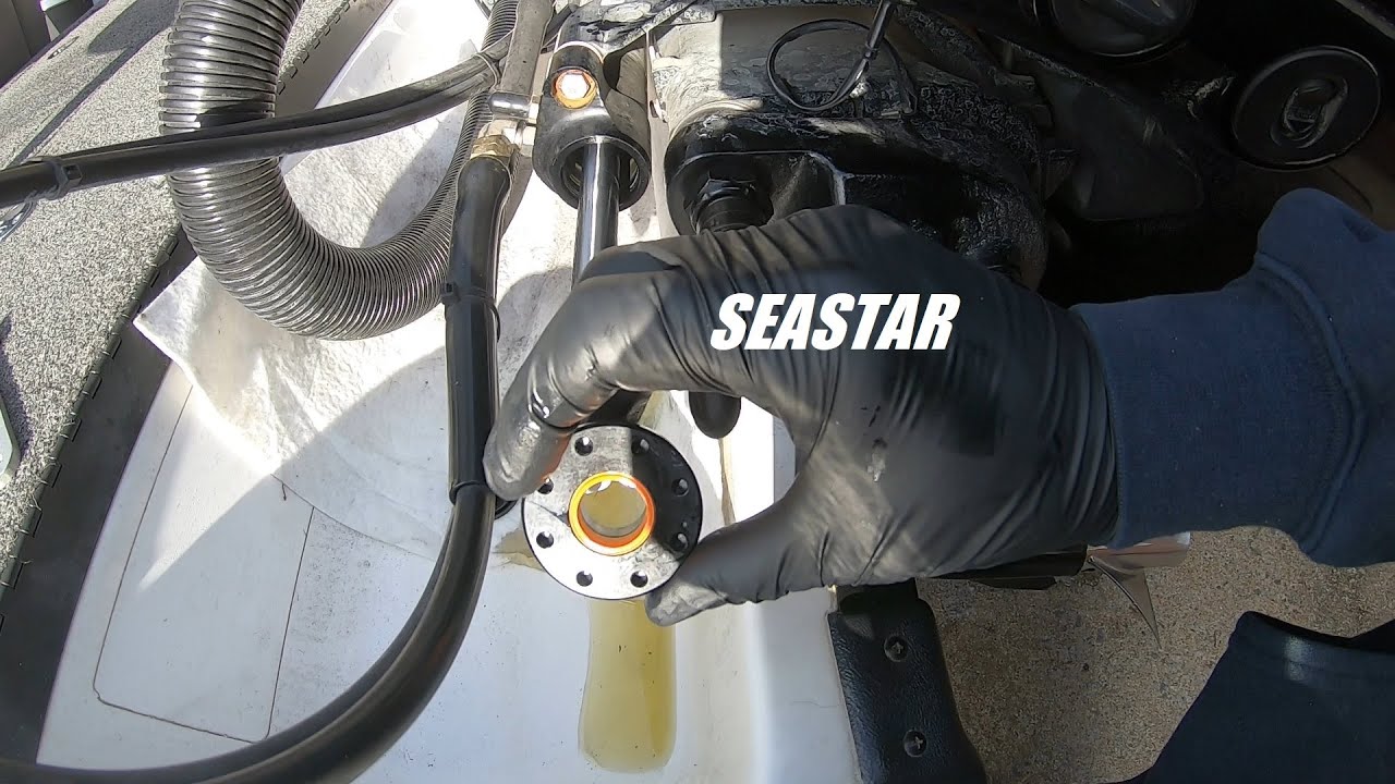 SeaStar Hydraulic Steering Seal Cap Replacement