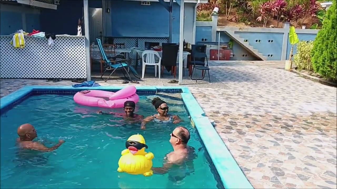 Darren Sylvester in Dominica