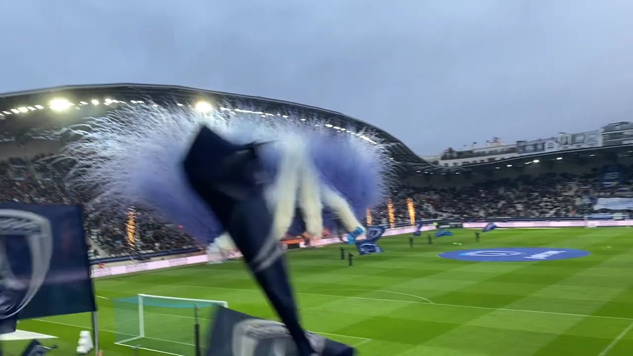 Paris FC - Olympique de Marseille entrée des joueur stade Jean-Bouin 31/01/2026