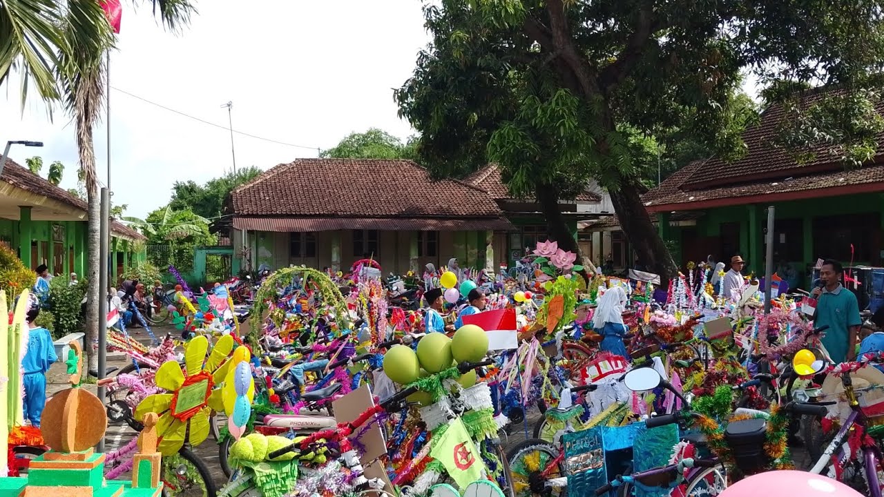 Lomba Sepeda Hias dalam rangka memperingati Isro' Mi'roj Nabi Muhammad SAW 1447 H