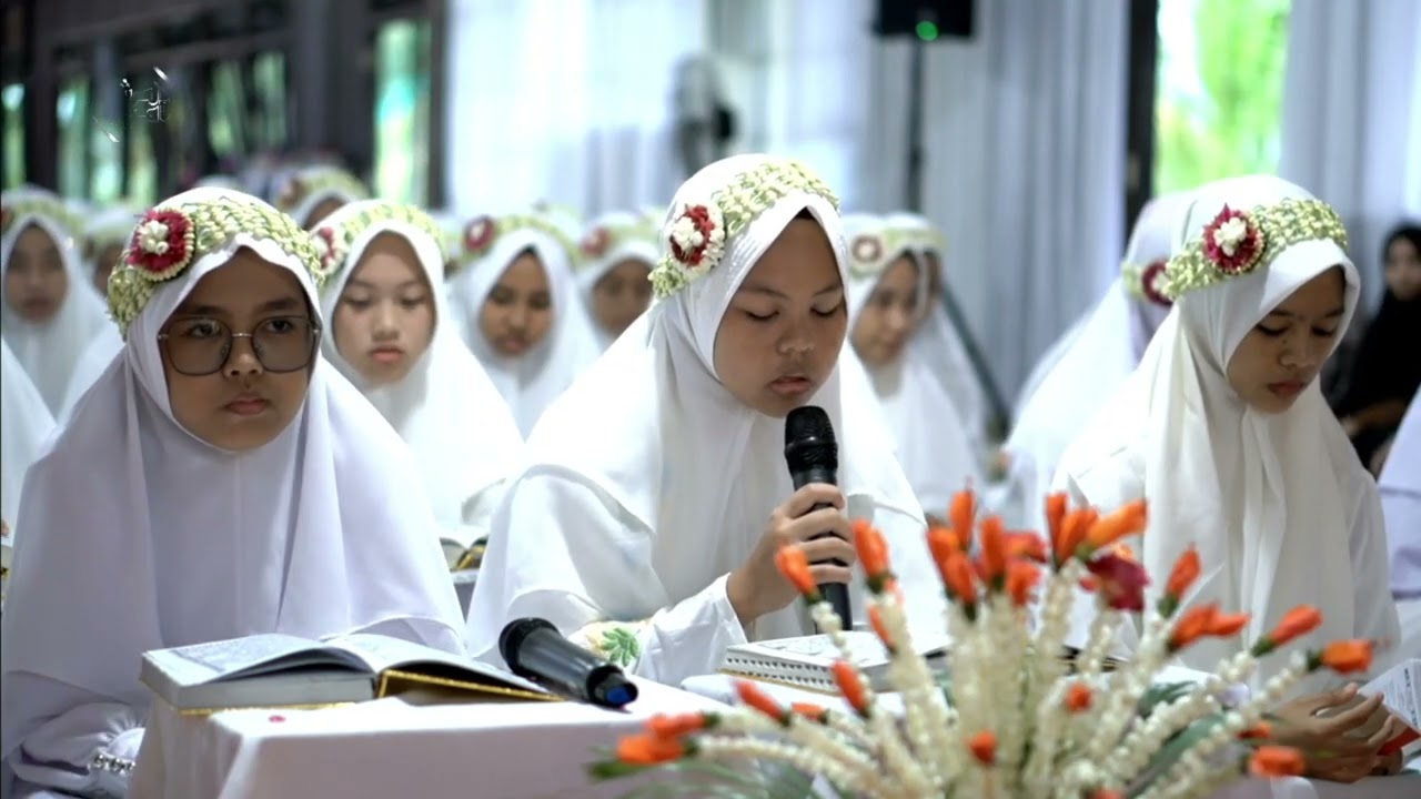 Khataman Al Qur'an TPQ Al Mursyidul Amin Putri