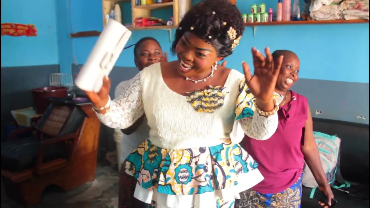 MARIAGE OFFICIEL ET REPAS DU COUPLE MBEMBA~2