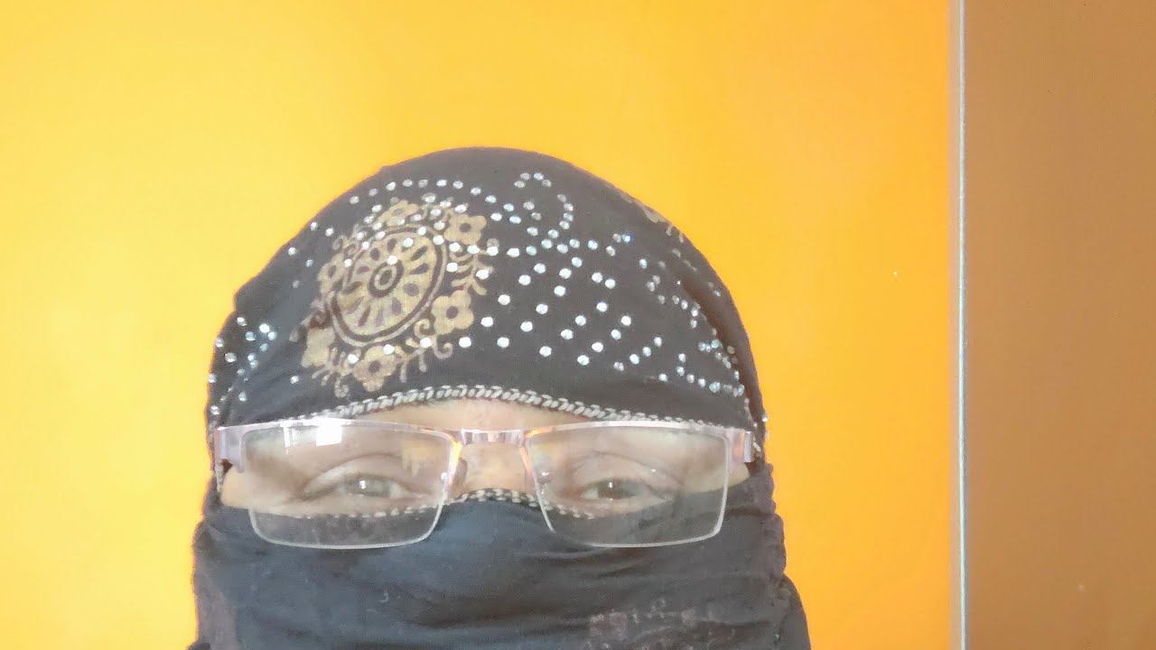 Shehnaz designer is live! chalo ghumne chalenge Aaj