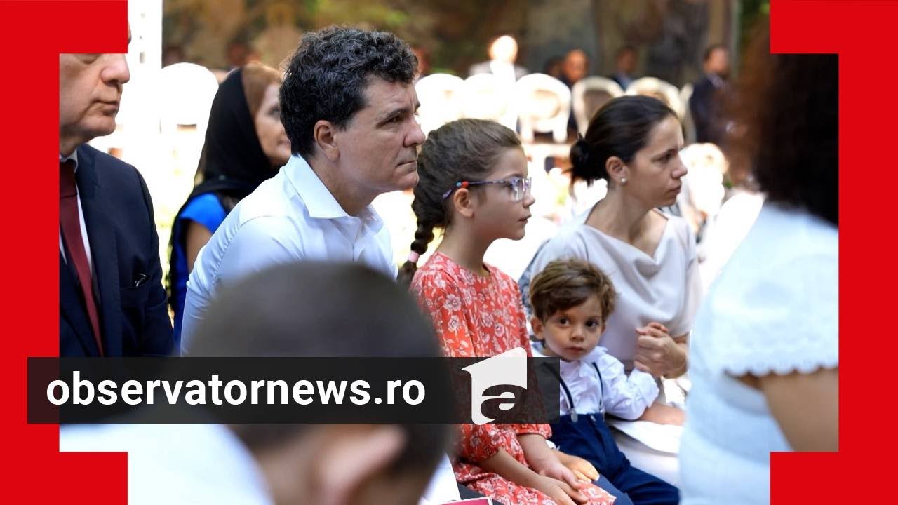 Nicuşor Dan explică de ce a mers la mănăstire în loc să asiste la Ziua Marinei