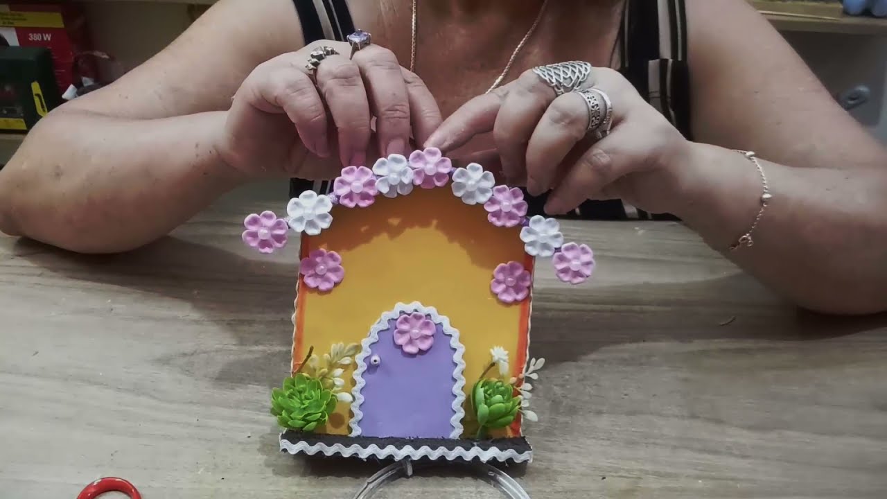 Porta pano de prato  em eva formato casinha