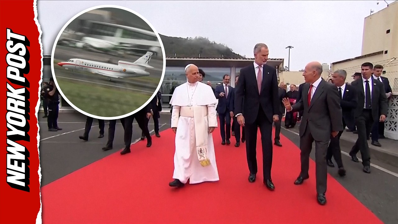 Pope Borrows Plane From King of Spain After His Has Technical Issues