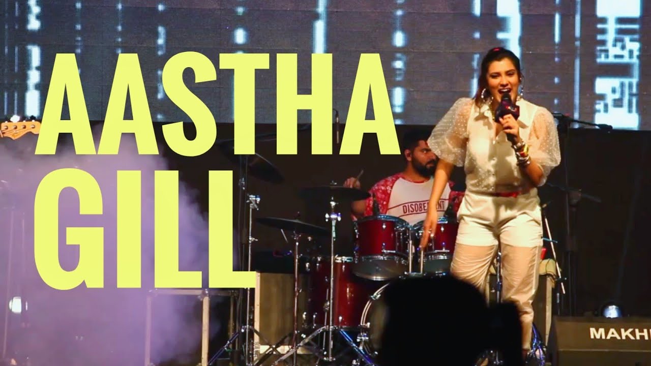 AASTHA GILL | Live in Chandigarh University | Full live | Delhi se hai