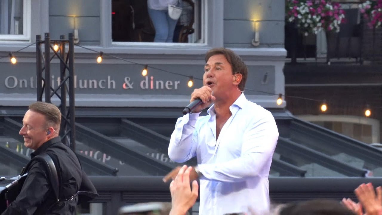 Alex Adio Amore Muziekfeest Marktplein Roermond 2023
