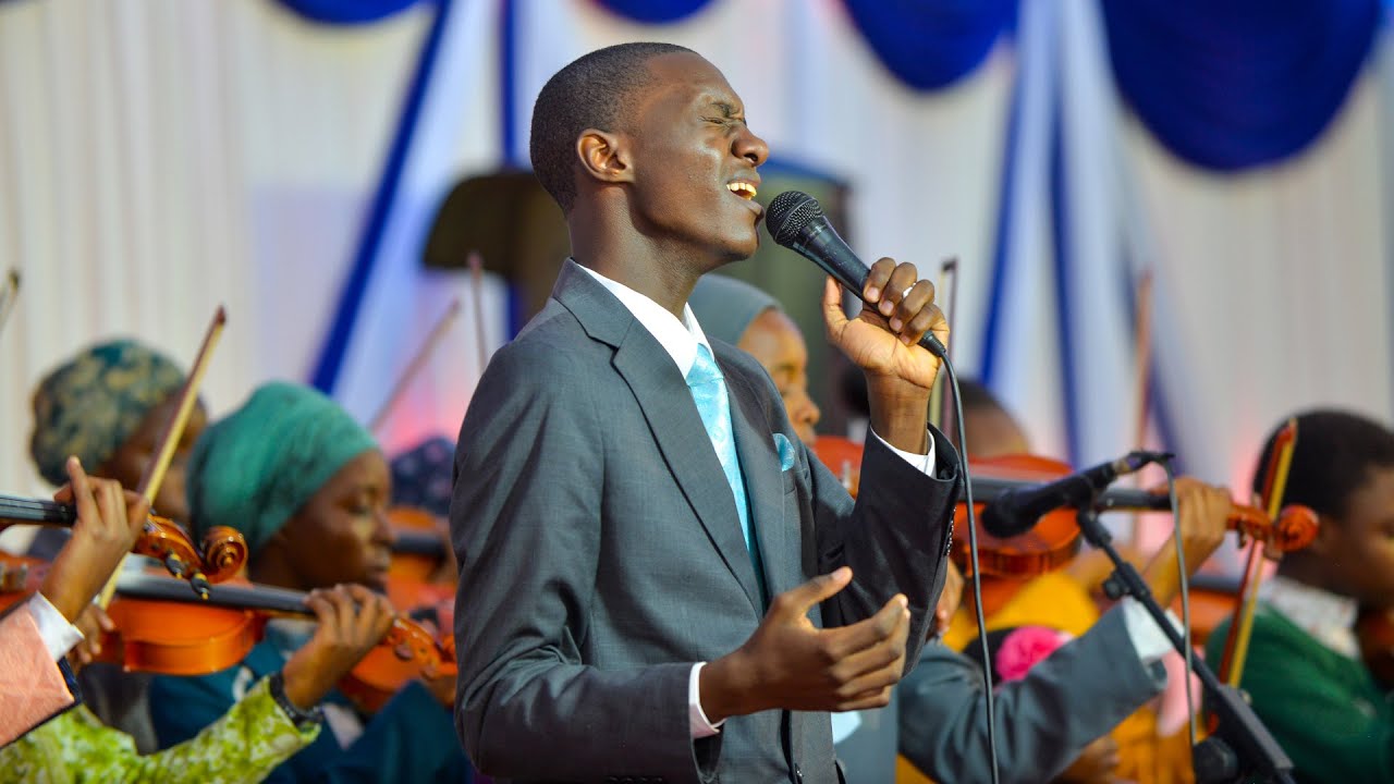 NAAMINI YESU NI MUWEZA || SAMUEL KERAGE || YAYA KILIMANI ALTAR