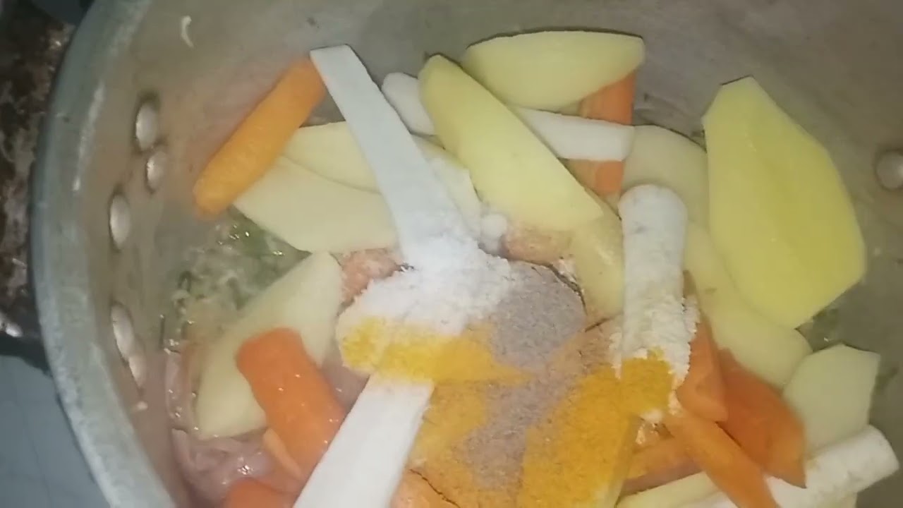 هادا عشايا أنا ومالين الدار ديالي وجتوا خفا زربا مكاينش لي مكايعرفش دواز بالخضر  المهم كنتمنى يعجبكم