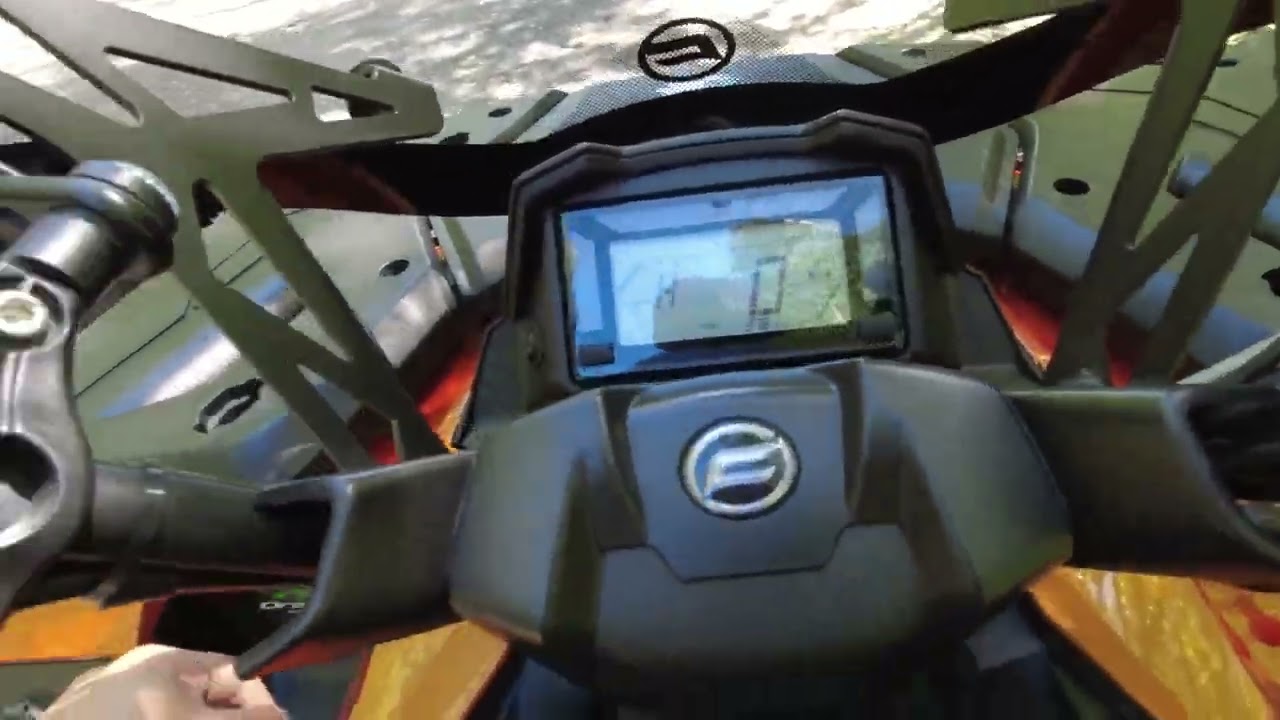 Квадроцикл cf moto cforce 600 eps! Обороты двигателя на скорости 25 км. ч.