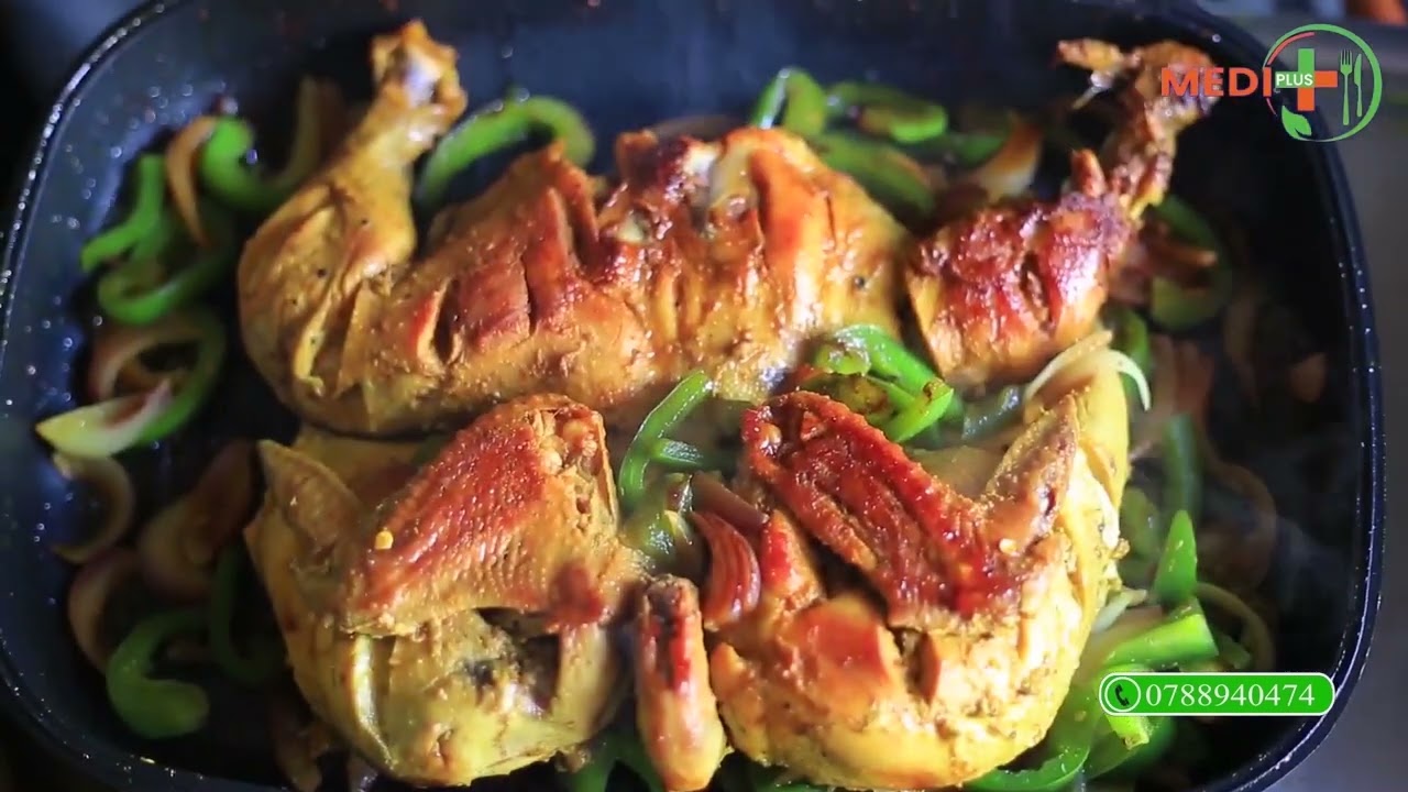 TEKA INKOKO IRYOSHYE NTA MAVUTA. NTA FURU AHUBWO MU IPANU. A healthy grilled chicken, no oil no oven