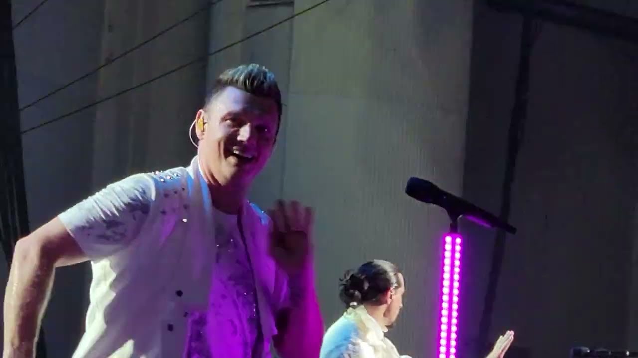 Backstreet Boys - I'll Be the One - Live PNC Bank