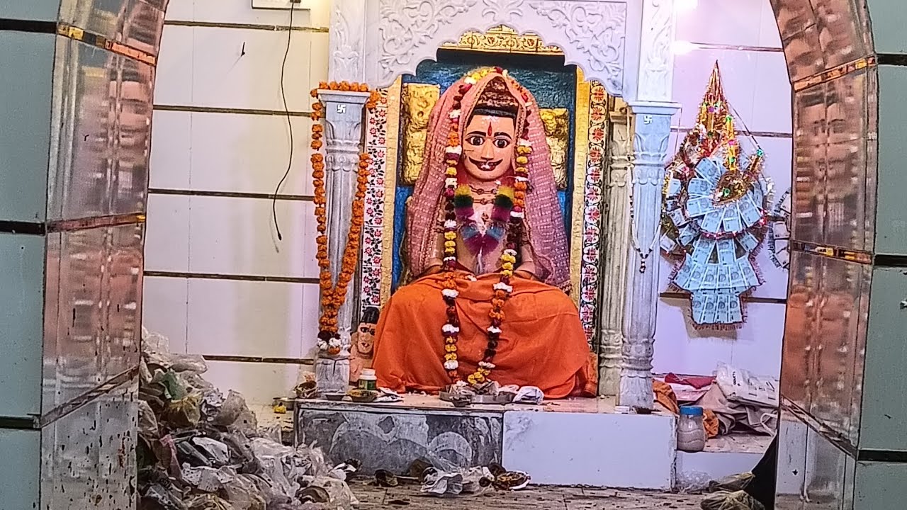 पेड़ात के देव जखई महाराज भावय दर्शन 🏰🏰 #YouTubeblog #trendingblog #viralblog #PawanKumar YouTube cha