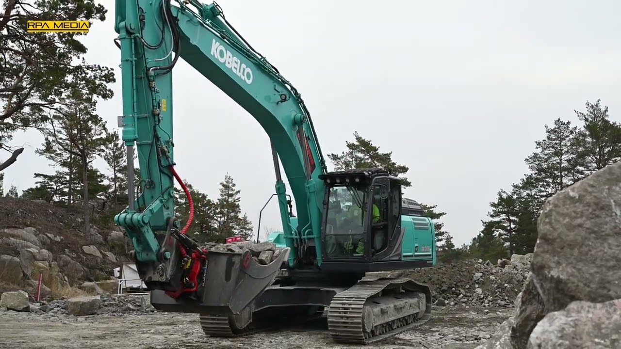 Kobelco SK300