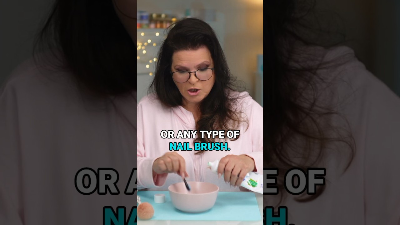 Simple Trick To Clean Under Your Nails At Home 🏡