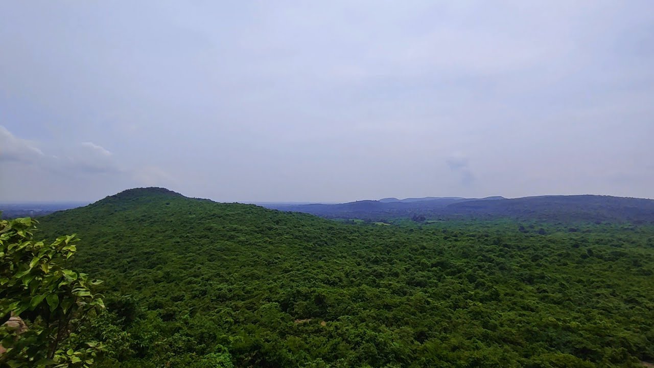 HIDDEN MOUNTAIN OFF ROADING DANGEROUS PLACE 😱