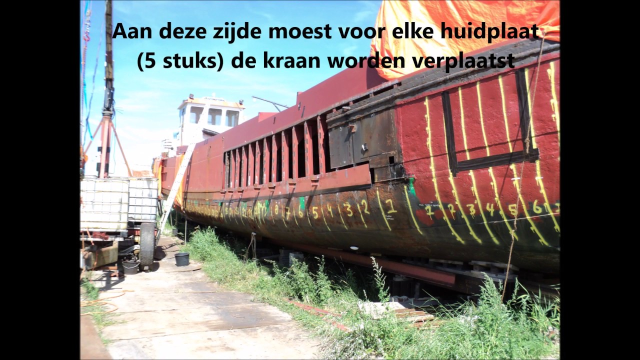 verbouw van een vrachtschip met zonder muziek
