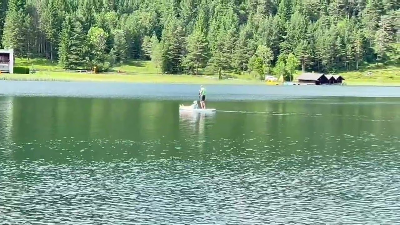 Lautersee in Mittenwald | Bayern | Germany #nature #germany #alps #bayern #water #hiking 