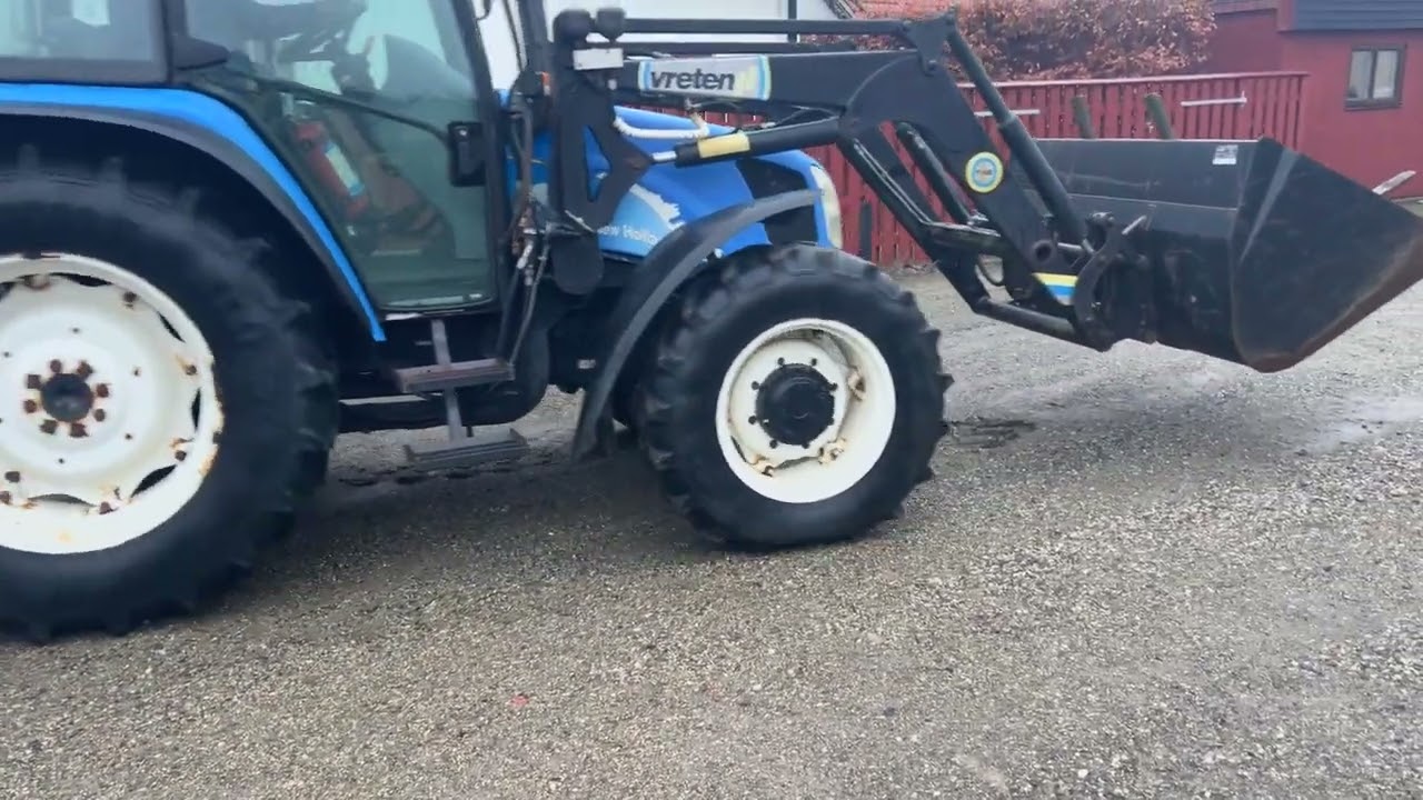 NEW HOLLAND TL 90A 4WD - 2 Redskap