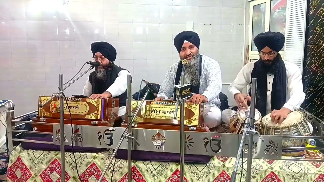 Aavo Bhene Gal Mila #kirtan #amritsar #music #viralvideo #love #shabadkirtan #shabad #gurbanishabad 
