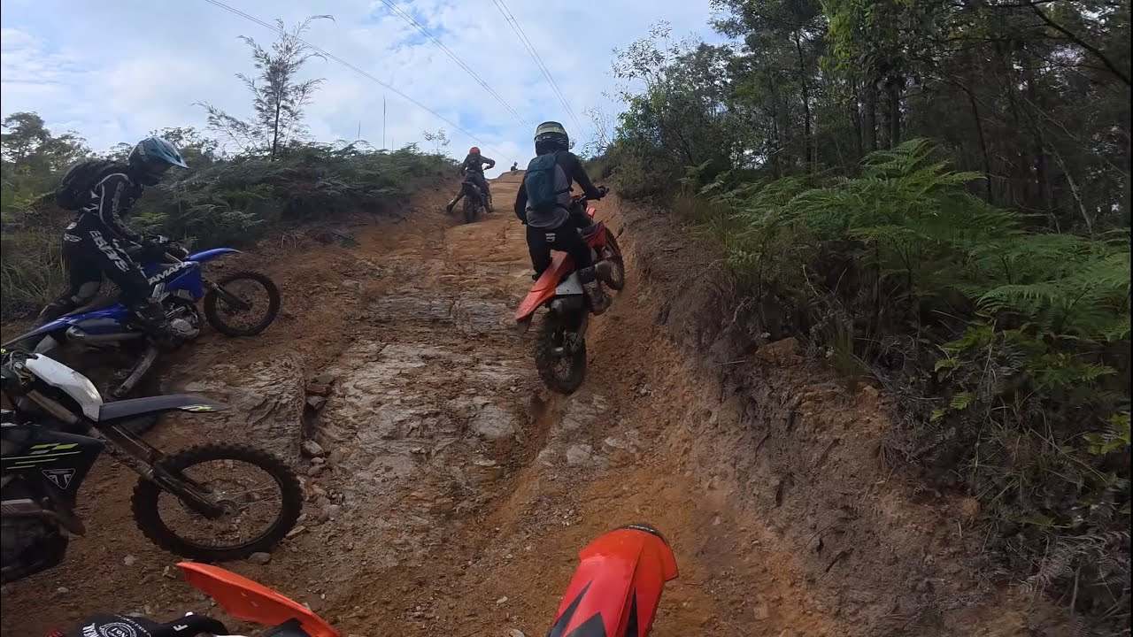 Glasshouse with no dust! Epic conditions, quick crew!! 