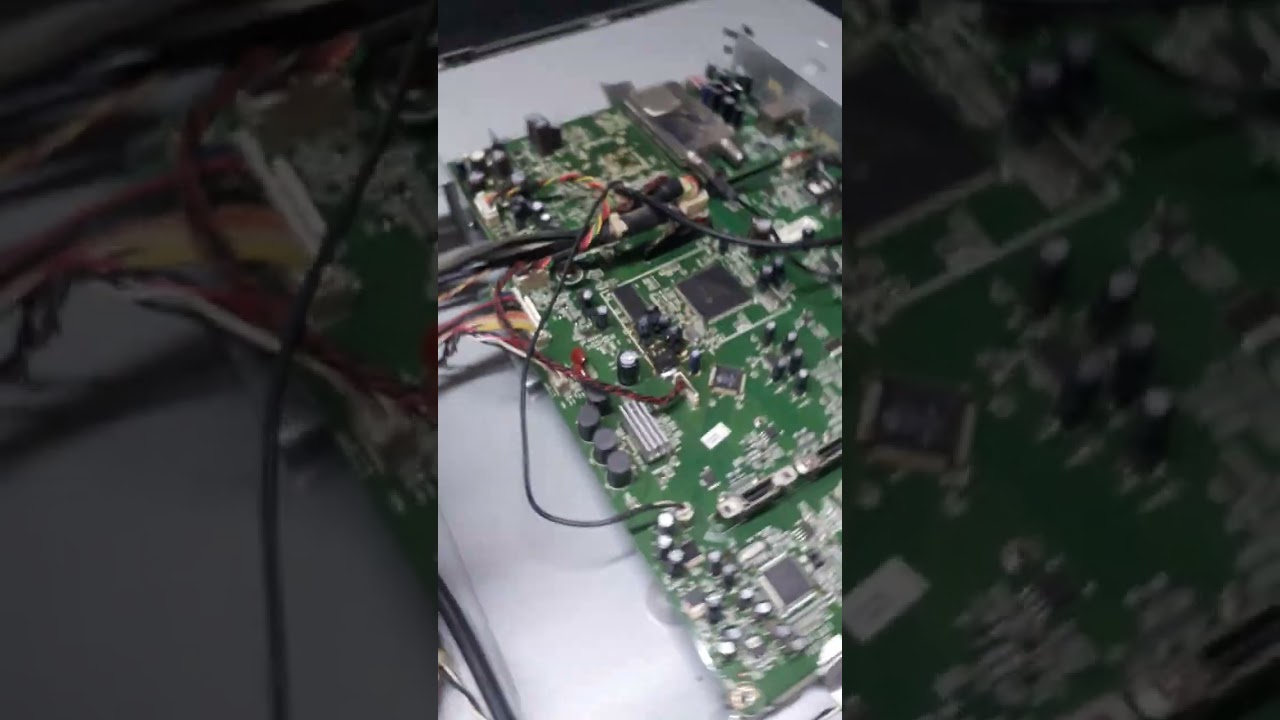 TV AOC d42h931 desligando despois de um tempo ( Resolvido )