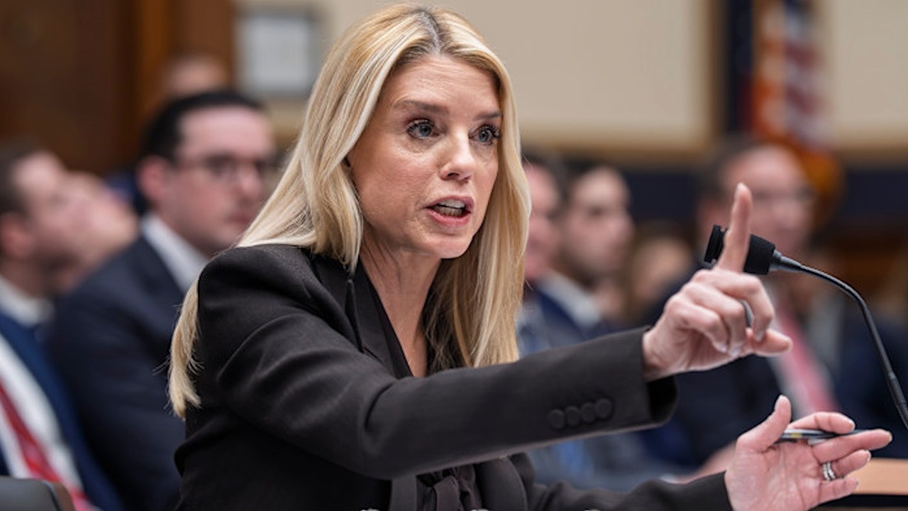 🚨BREAKING: Pam Bondi EXPOSED LYING UNDER OATH on Epstein Cover-Up!!!