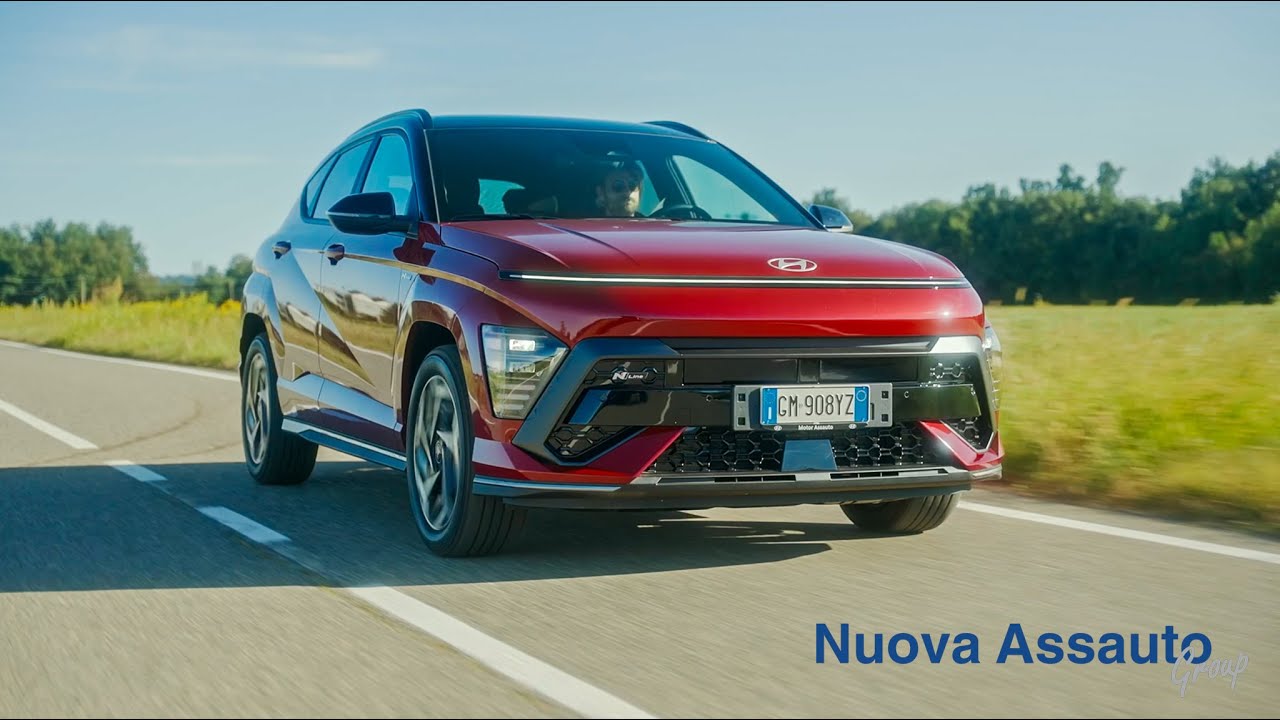 Hyundai Kona Ibrida 2023: recensione completa e prova su strada.