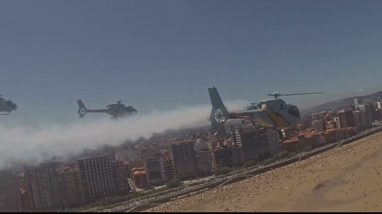 Patrulla Aspa, espectáculo y destreza desde el cielo