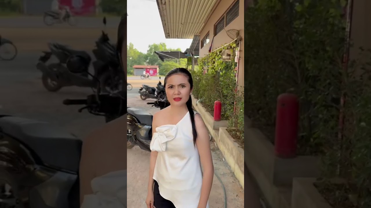 ណាំស៊ីងធ្វើអោយទូរសព្ទធ្លាក់ចូលទឹក🥲