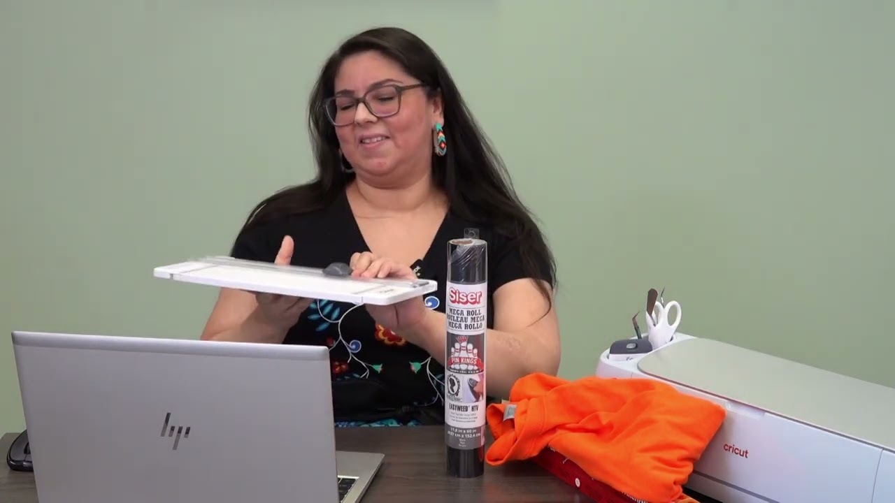 Pawâcikêwikamik: Creating a Shirt with HTV