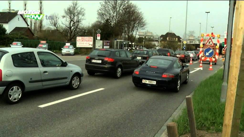 Reissverschluss: So wirds gemacht - FM Fahrschule Mannhard