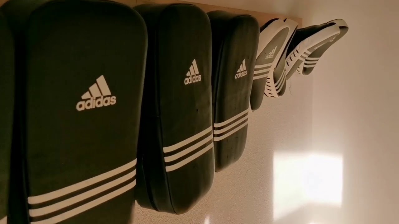 Kampfsportzentrum Lahr www.kampfsportzentrum.com Kickboxen selbstverteidigung
