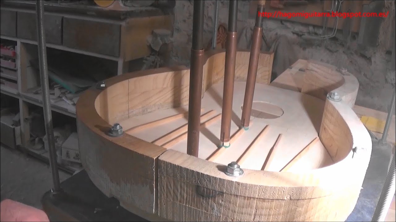 Construcción de guitarras-Barras armónicas. Fijadores para su encolado.
