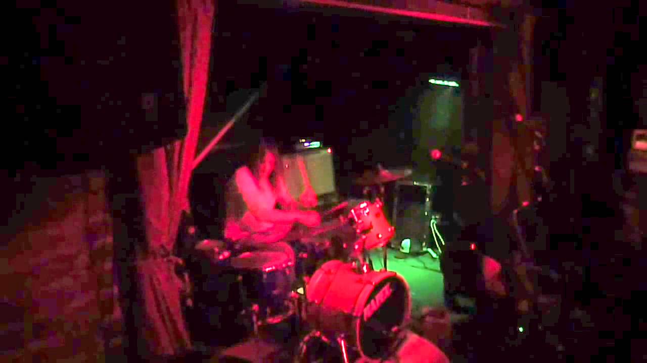 PALE APE: Daggers In