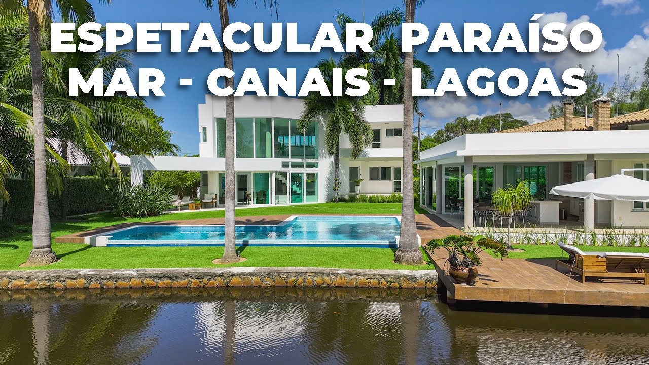 Mansão moderna com pier e piscina a venda Condomínio Parque Interlagos com mar, canais e lagoas