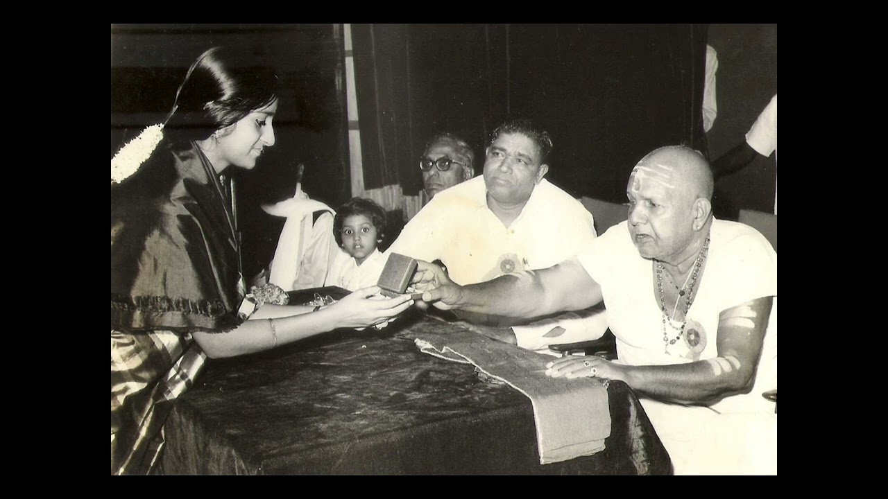 Janaki Ramana Dasharatha Nandana - Kapi - Adi (Vanamamalai Jeeyar Swami krti) - Chembai
