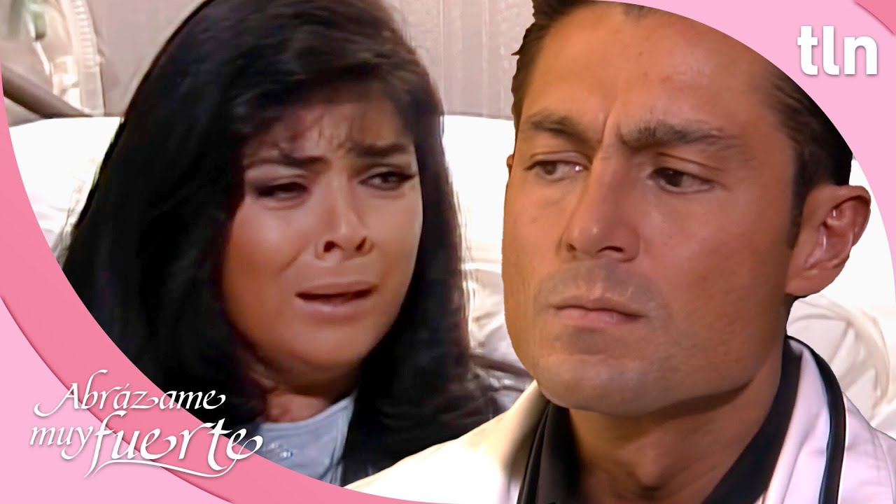 El embarazo de Cristina se complica | Abrázame muy fuerte | Capítulo 102 | tlnovelas