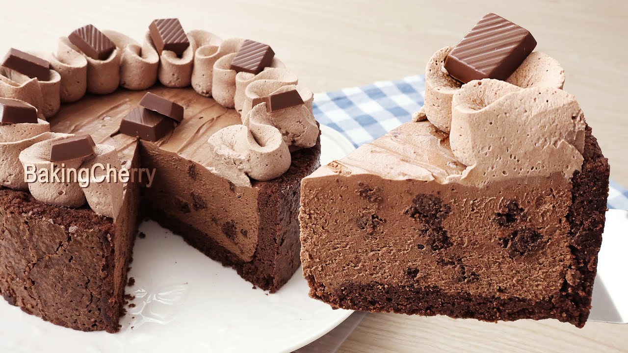 You Won’t Believe How Amazing This Chocolate Mousse Brownie Cake Tastes!