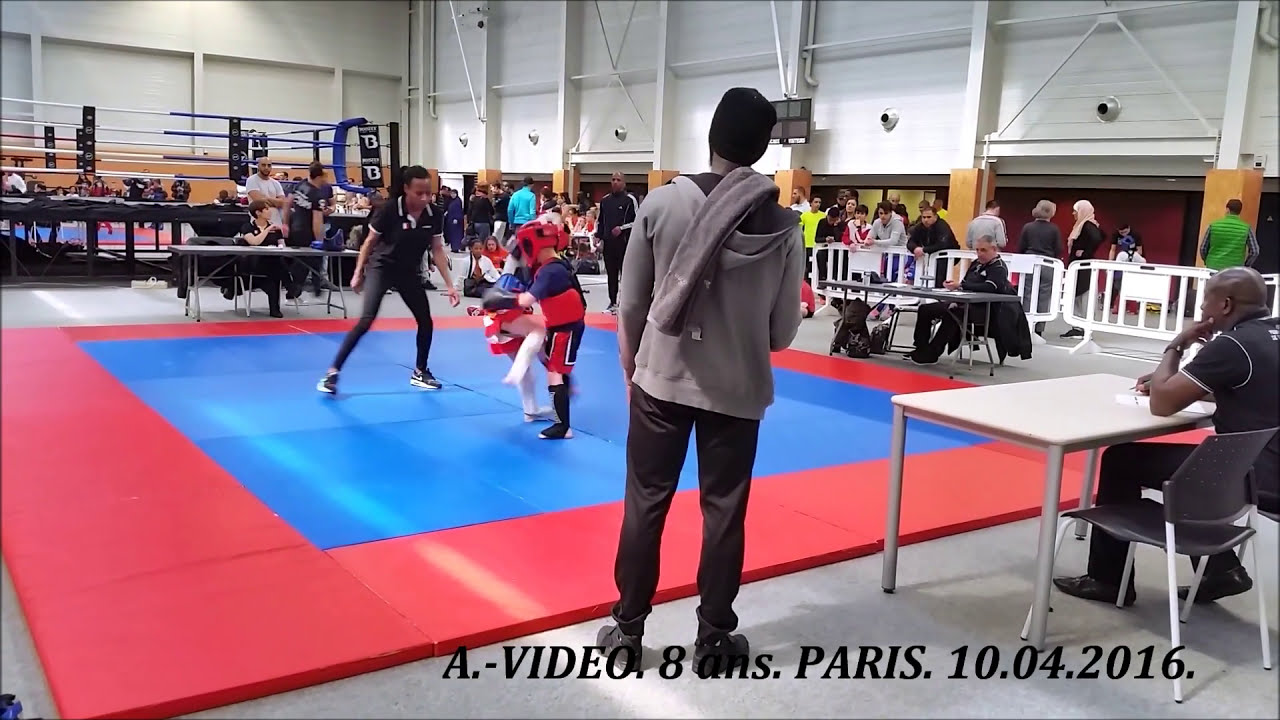 Boxe : Muay Thai. Championnat France enfant. ADAM vs Mr? Paris 10.04.2016.
