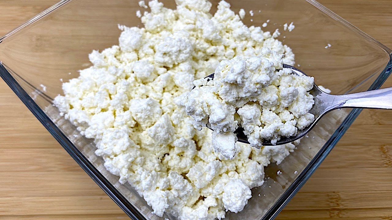 Ricotta fatta in casa con soli 2 ingredienti / Deliziose ricette di Katrine